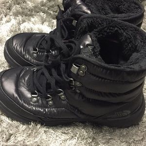 Brand new north face boots